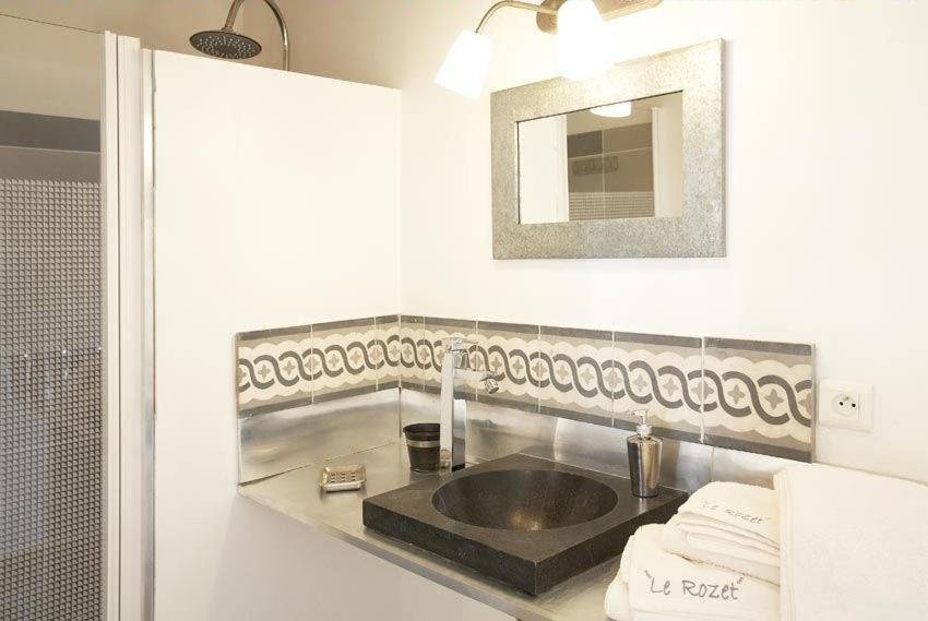 Le Rozet Bed & Breakfast Vendat Bagian luar foto